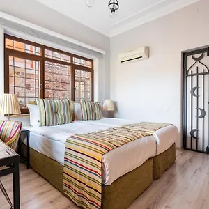  Apartment Fascinating Flat Near Hadrians Gate
