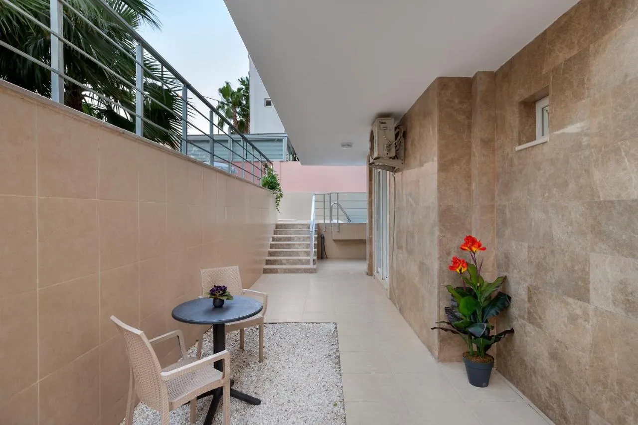 Onix Apart Hotel Antalya Lägenhet